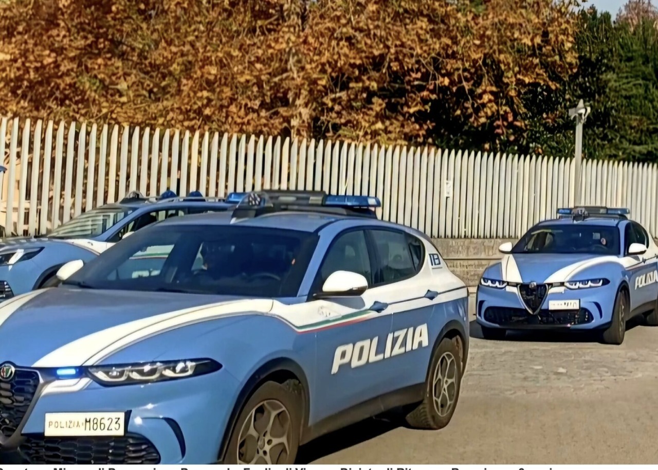 Strappa con violenza la collana d’oro e fugge: 26enne in manette