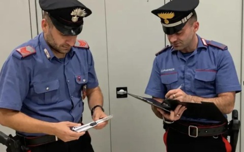 Viale della Stazione: 39enne trovata con un cutter, scatta la denuncia