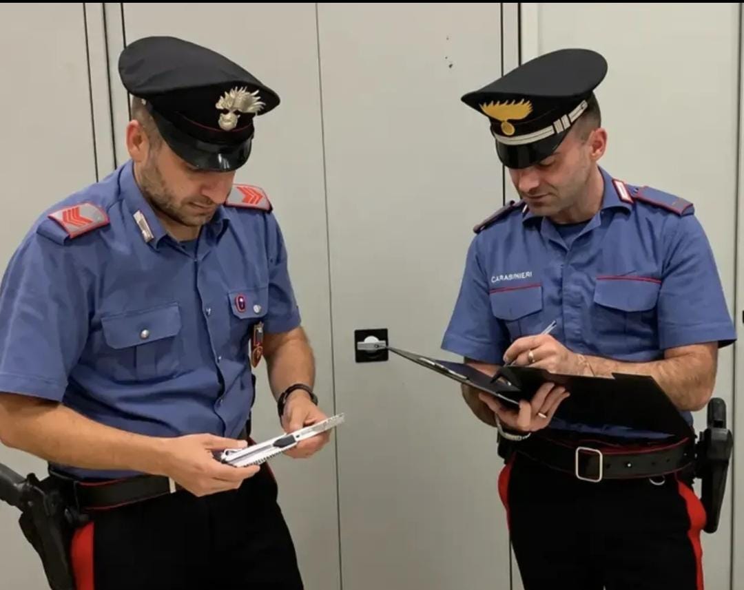 Viale della Stazione: 39enne trovata con un cutter, scatta la denuncia