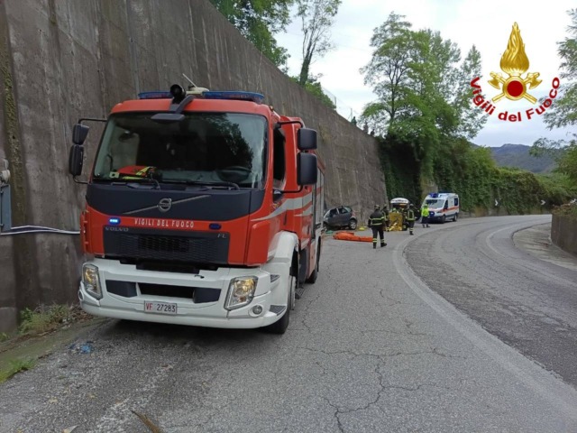 Vobarno: violento impatto di un’auto contro un muro, arriva l’elisoccorso