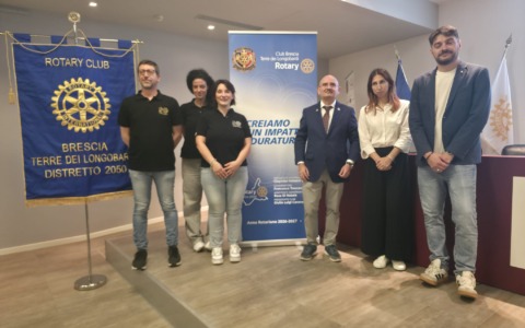 Il service del club “Brescia Terre dei Longobardi” e l’associazione “Benandanti” per il mese dell’alfabetizzazione ed educazione