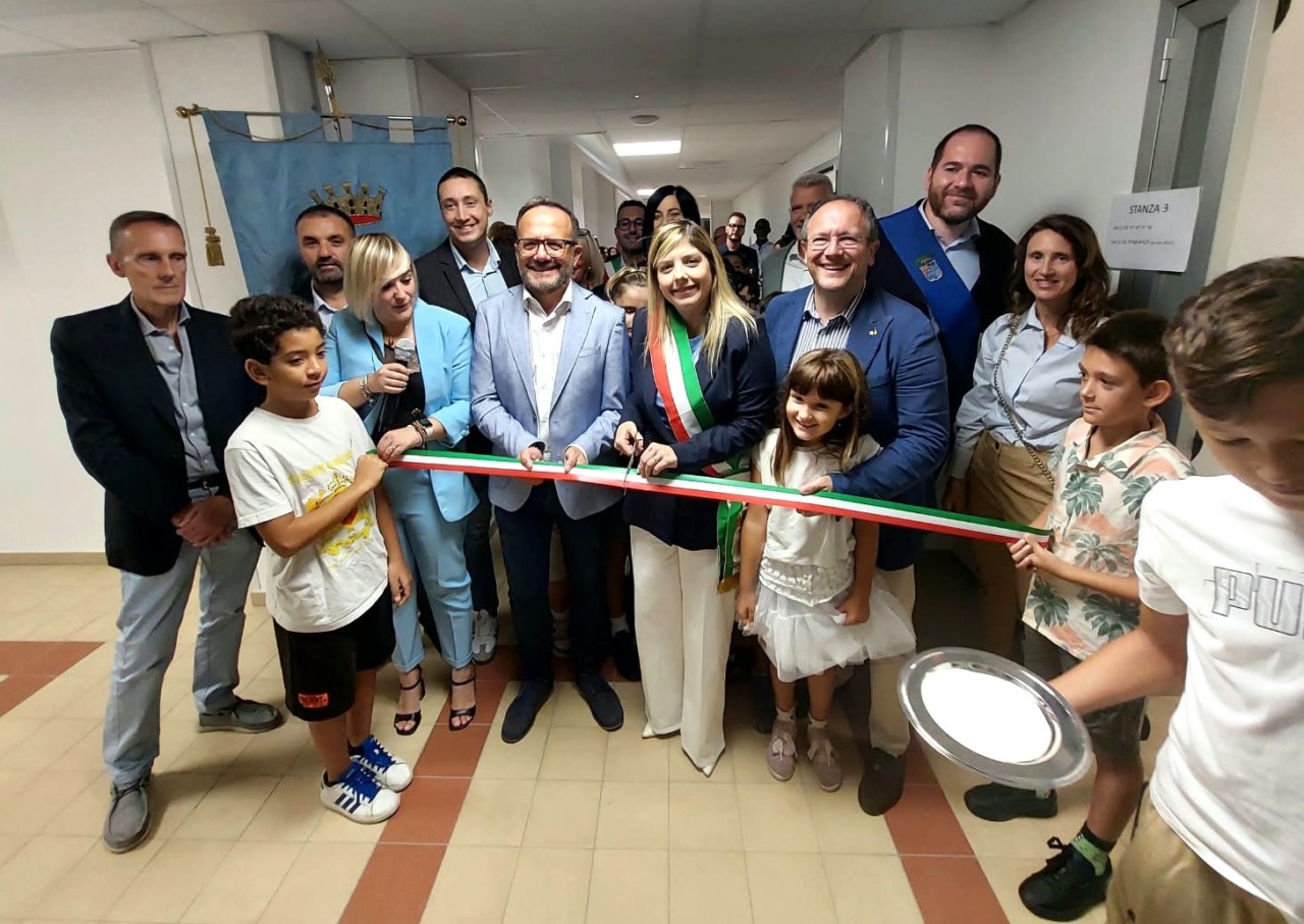 Inaugurata la nuova mensa della primaria Ai Caduti a Rovato