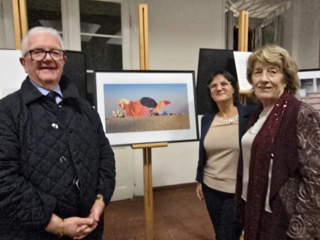“Immagini e linguaggio dell’anima”, fotografia e poesia in mostra ad Acqualunga