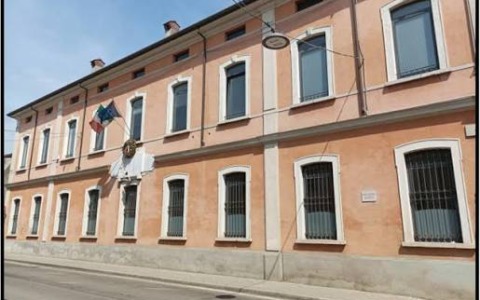 Barbariga senza linea telefonica da due settimane: «Il rimpallo di responsabilità non è più accettabile»