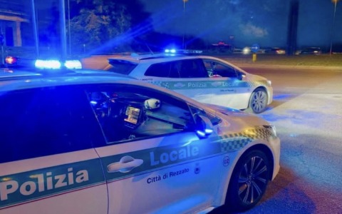 Auto rubata intercettata in centro a Rezzato: la scoperta della Locale