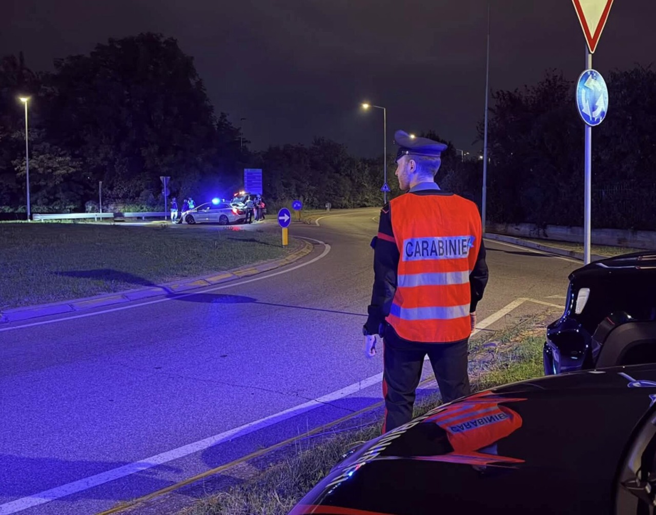 Controlli notturni di Locale e Carabinieri a Rezzato: 14 le patenti ritirate per guida sotto effetto di alcol