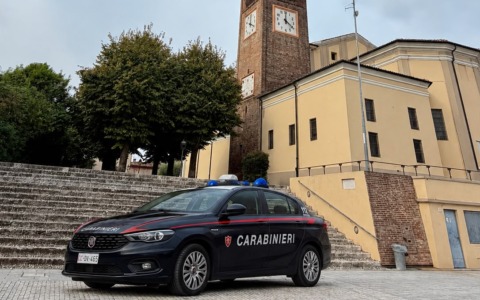 Indagati quindici giovani per due tentate rapine, individuati dalla videosorveglianza
