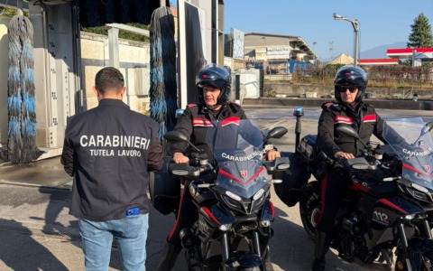 Lavoro e sicurezza, i carabinieri sospendono un distributore di carburante