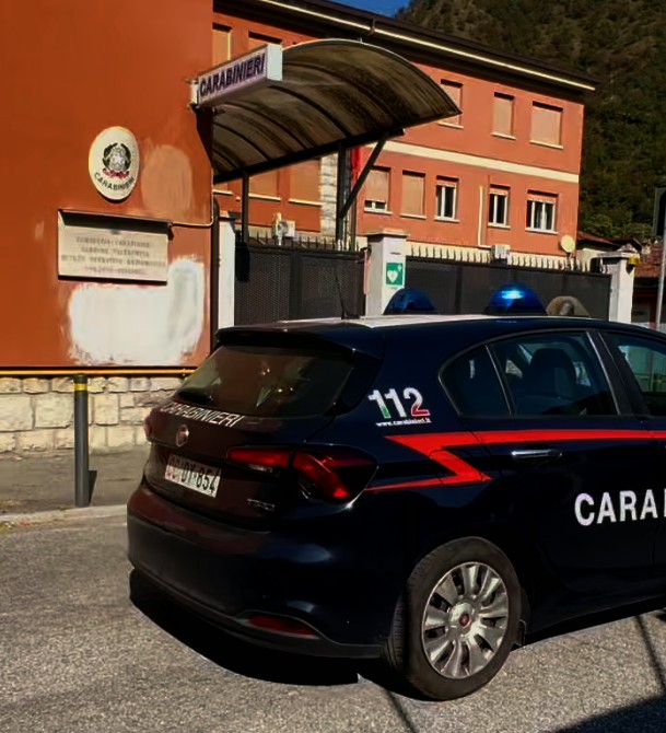 Avevano più di tre etti di cocaina in casa: coppia in manette
