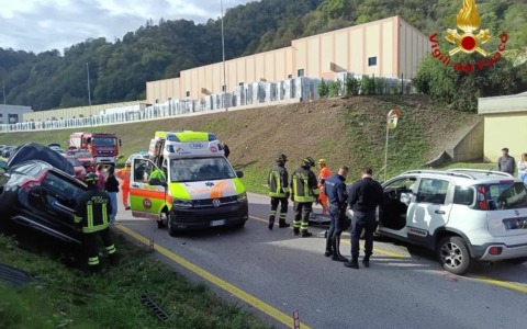 Sp237 a Vestone: scontro tra due auto