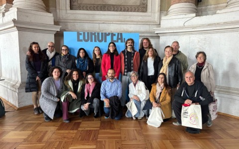 “Usa e riusa” a Brescia:  un modello condiviso per il riuso e il riciclo dei tessili