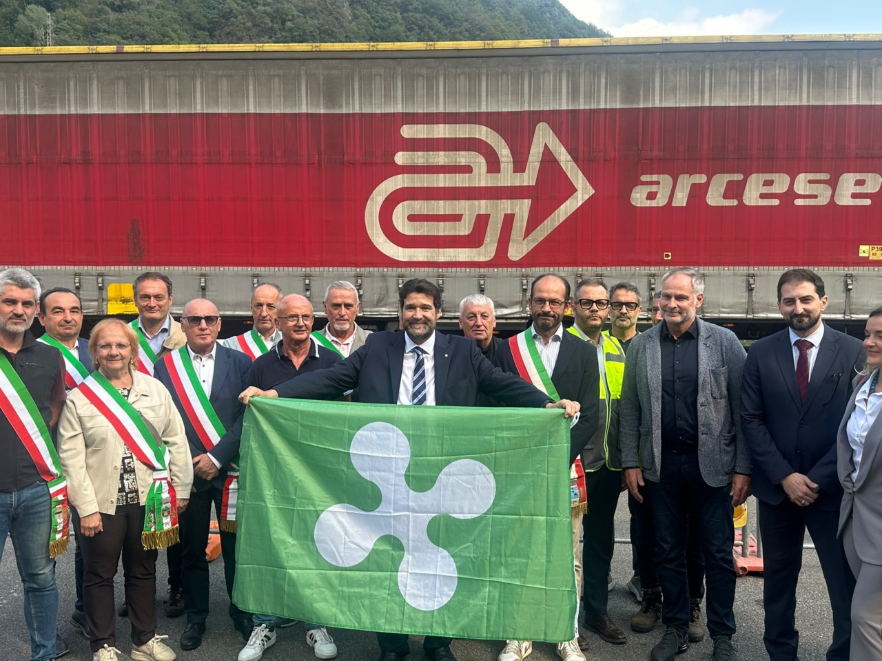 Ex Selca, parte per la Germania il primo carico di rifiuti pericolosi