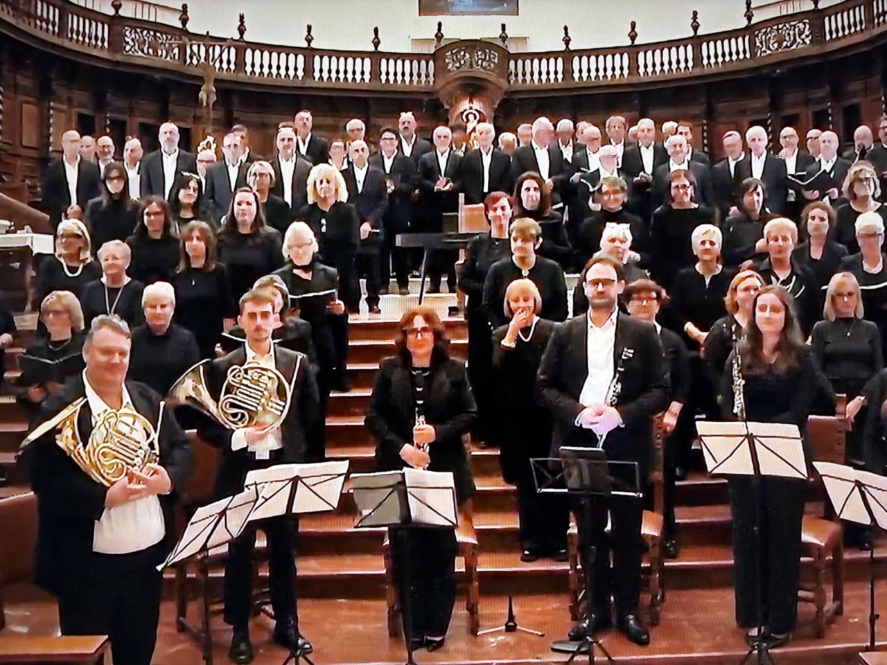 L’esperienza delle corali  patrimonio di tutti: un’unica formazione armonica musicale