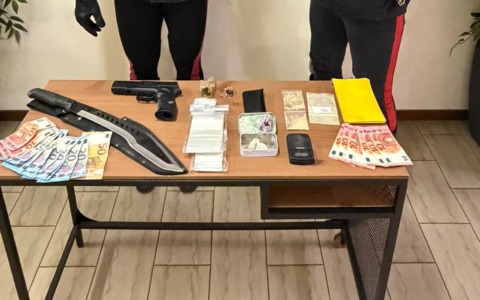 Detenzione ai fini di spaccio: in manette un uomo e una donna
